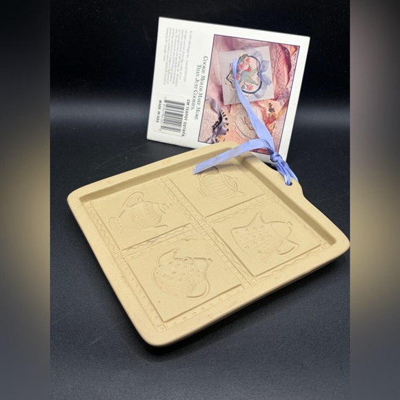 1996 Brown Bag Cookie & Craft Mold Hill Design Teapot Pattern Mold with Tags NWT - Picture 6 of 14